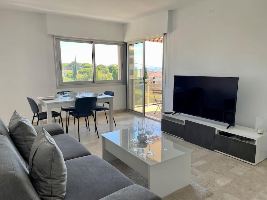 Tout Proche Gare Et Port, Vue Mer, Clim Et Parking Bandol Exterior foto